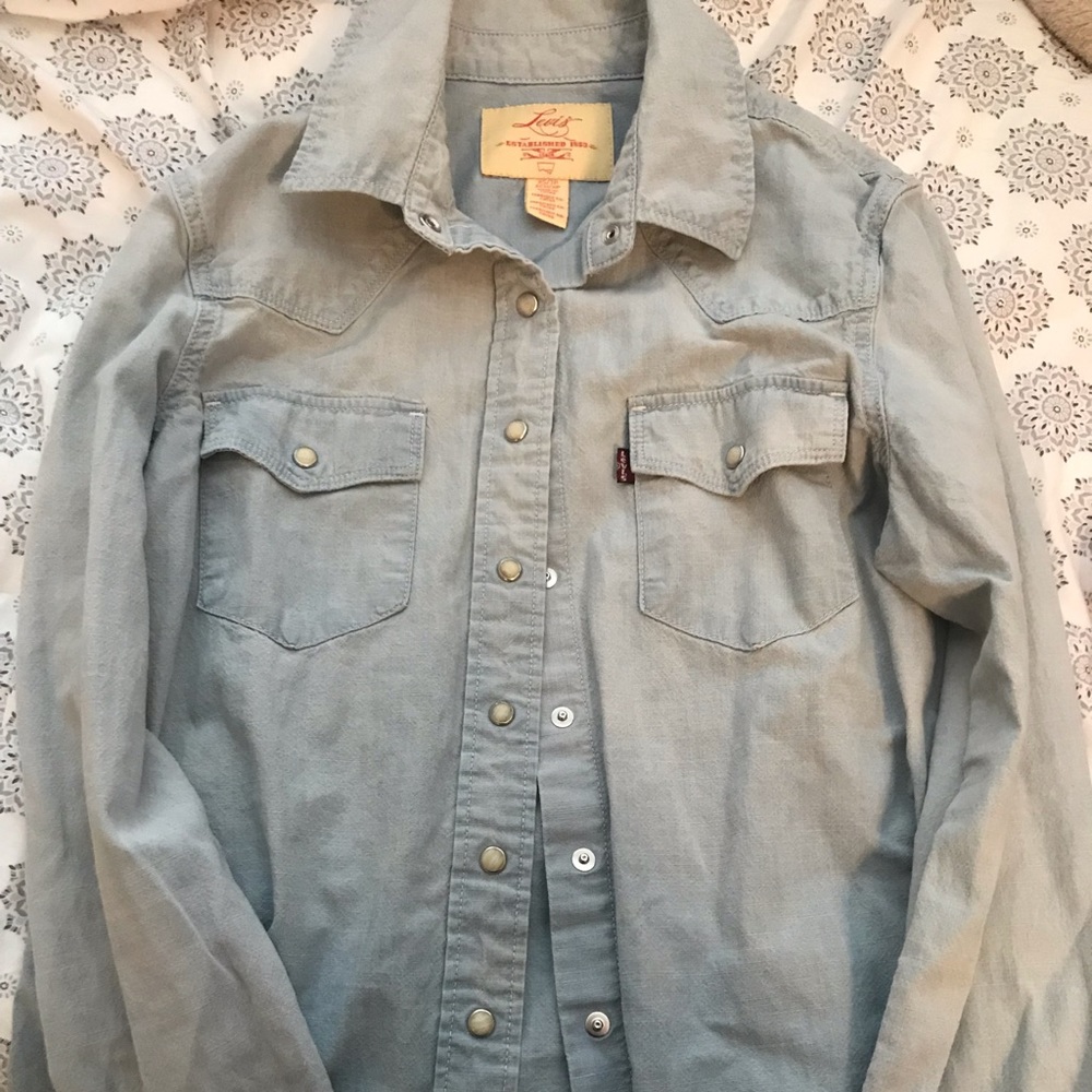 Levi Button Down Shirt